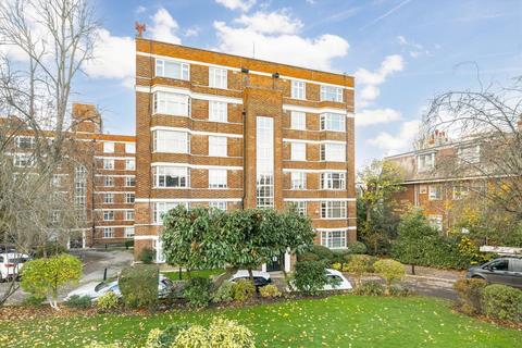 Colney Hatch Lane, London N10