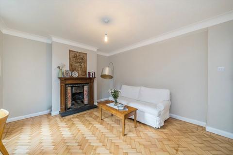 undefined, Colney Hatch Lane, London N10