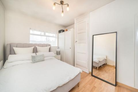 3 bedroom end of terrace house for sale, Lower Marsh Lane, Kingston Upon Thames KT1