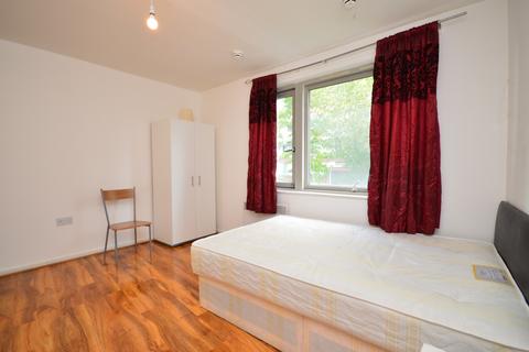 undefined, Blackwall Way, Canary Wharf, E14 9QU