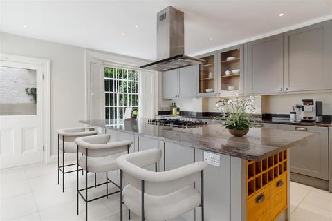 undefined, Chalcot Crescent, Primrose Hill  NW1