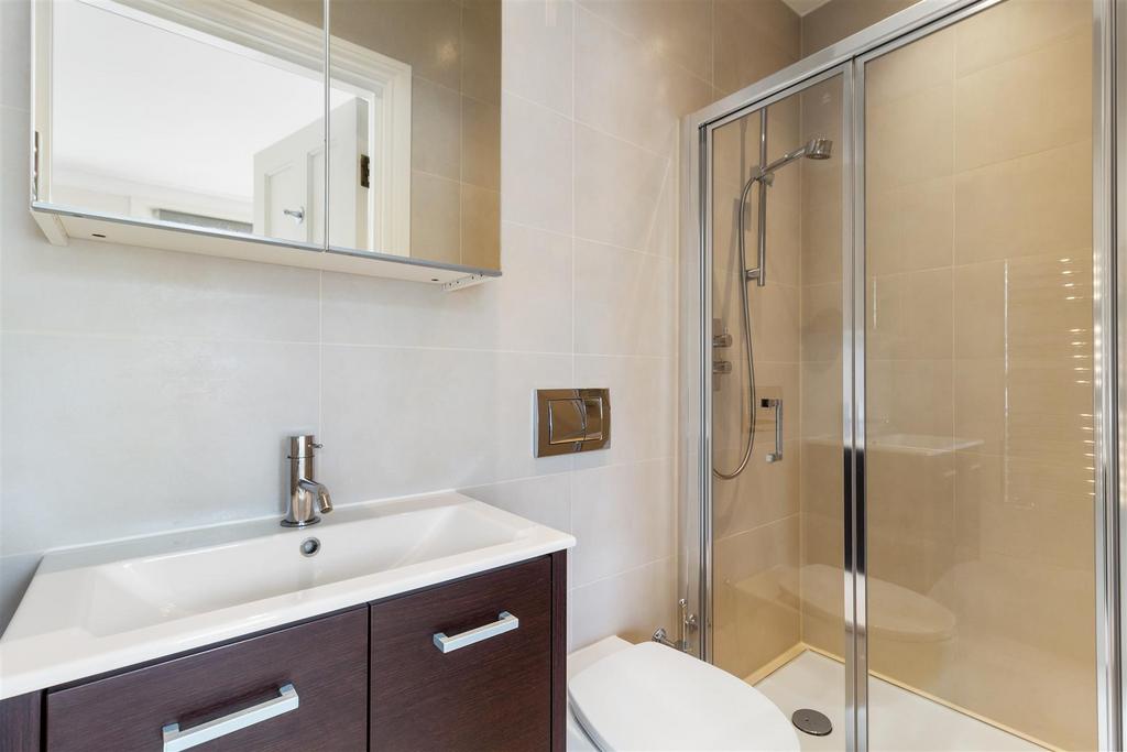 19 Chalcot Crescent NW1 8 YE-No Watermark-2.jpg