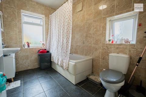 undefined, Standard Road, Enfield EN3