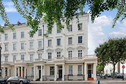 St. Georges Drive, London SW1V
