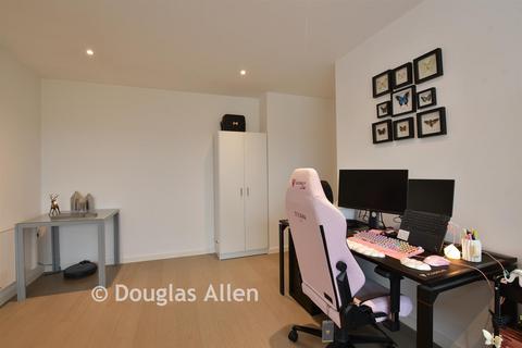 2 bedroom flat for sale, Regent House, Brentwood CM14