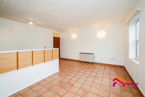 1 bedroom flat to rent, Priory Road, High Wycombe HP13