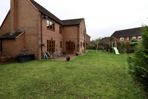 5 bedroom detached house for sale, Rowan Court, Holme-On-Spalding-Moor, York