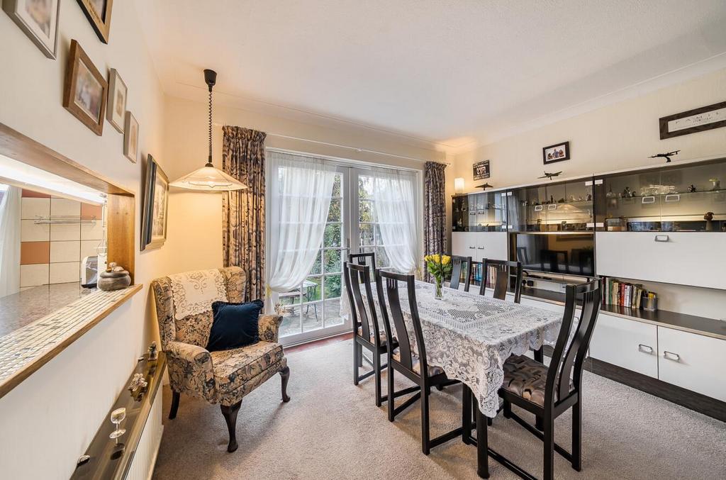 Davidson Frost-Wellings, DFW, Stanmore, Felbridge
