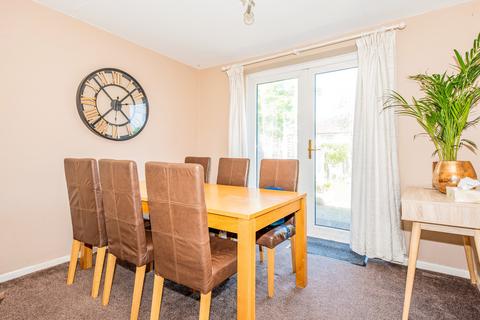 undefined, Sand Hill, Farnborough, Hampshire, GU14