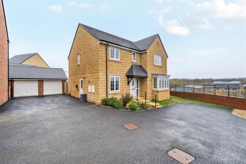 undefined, Hunters Field, Chippenham