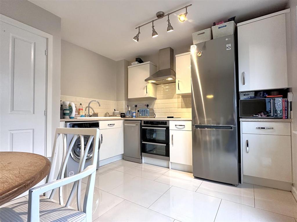 Kitchen 095