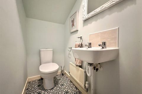 undefined, Lily Lane, The Heights, Newark
