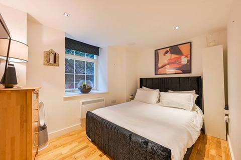 undefined, 4 Woolwich Manor Way,, Gallions Reach, London, E16