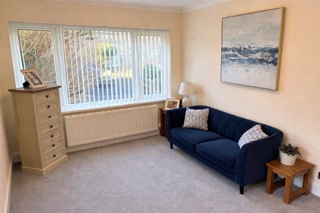Sitting Room/Bed 4