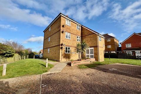 2 bedroom apartment to rent, Southampton Close, Eastbourne BN23