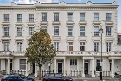 3 bedroom flat for sale, Claverton Street, Pimlico, London, SW1V