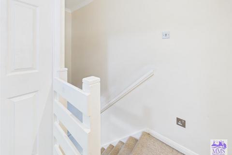 2 bedroom terraced house for sale, Ruffets Wood, Gravesend
