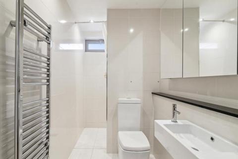 3 bedroom mews to rent, Bendall Mews, London NW1