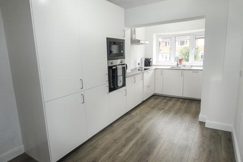 undefined, Stephenson Close, Tamworth B77