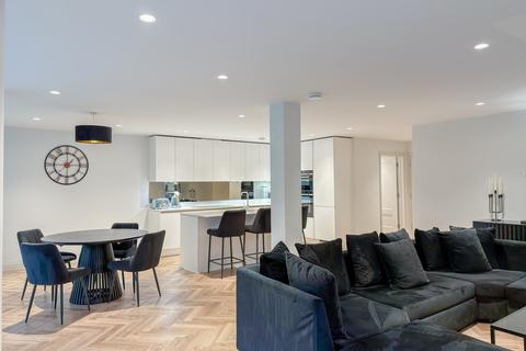 3 bedroom apartment to rent, Bessborough Road, Canford Cliffs , Poole