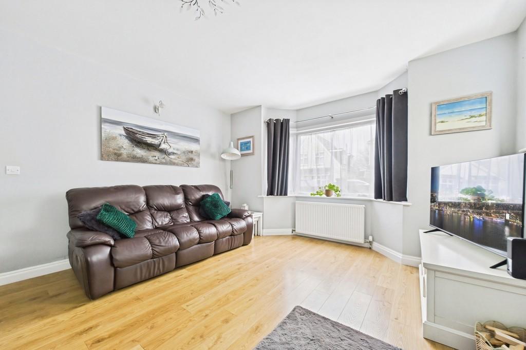 7571a8f9-CAM01085 G0-PR0655-STILL017