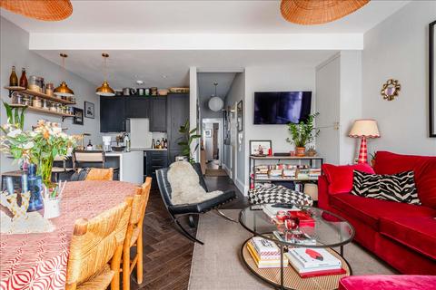 3 bedroom property for sale, Chatsworth Road, Lower Clapton, E5