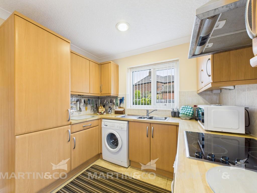 Cam02406 g0 pr0533 still025