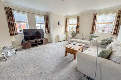 2 bedroom apartment for sale, Ashingdon Road, Rochford
