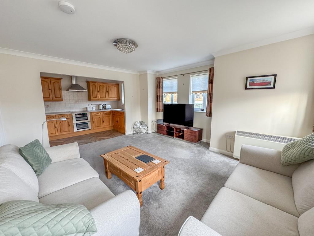 Lounge 1