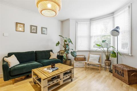 1 bedroom flat for sale, Montpelier Grove, London