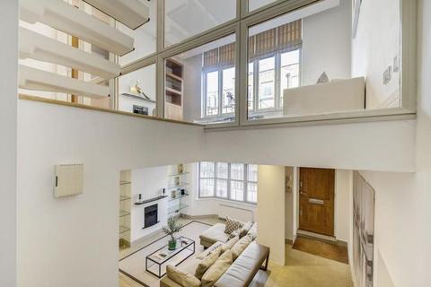 3 bedroom apartment to rent, Gloucester Square, London W2