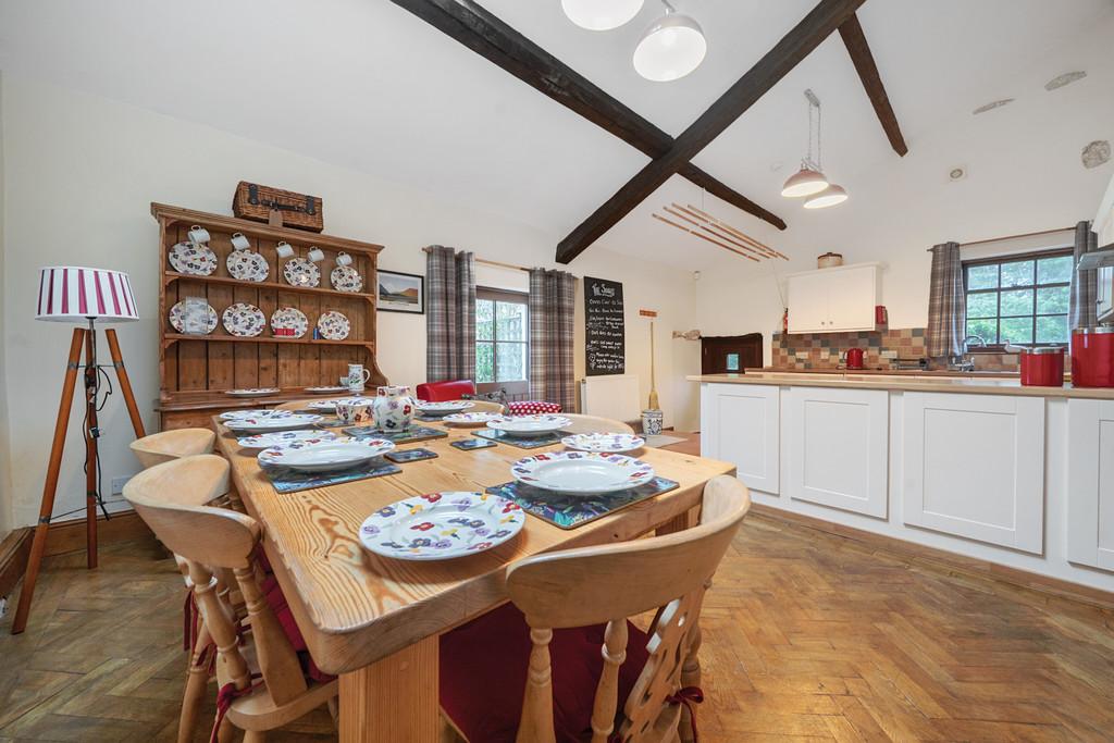 Open Plan Dining Kitchen / Sitting Roomed1