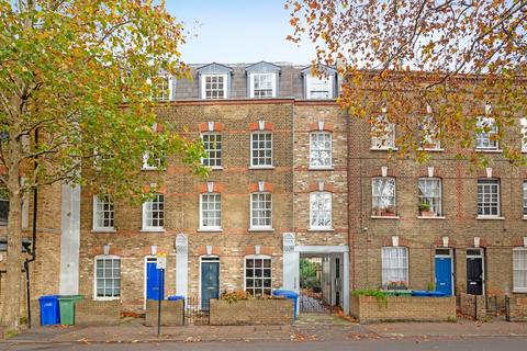 1 bedroom end of terrace house for sale, Grange Road, Bermondsey