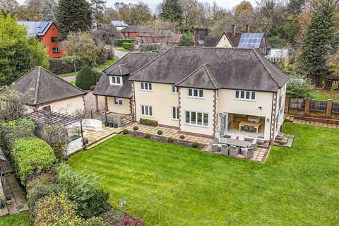 5 bedroom detached house for sale, Village Way, Little Chalfont