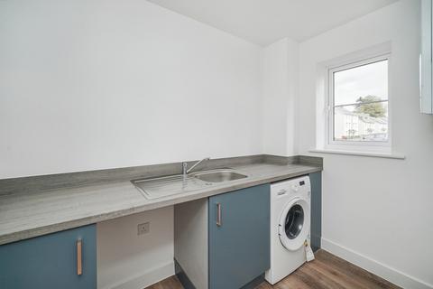 4 bedroom detached house to rent, Rowland Way, Exeter