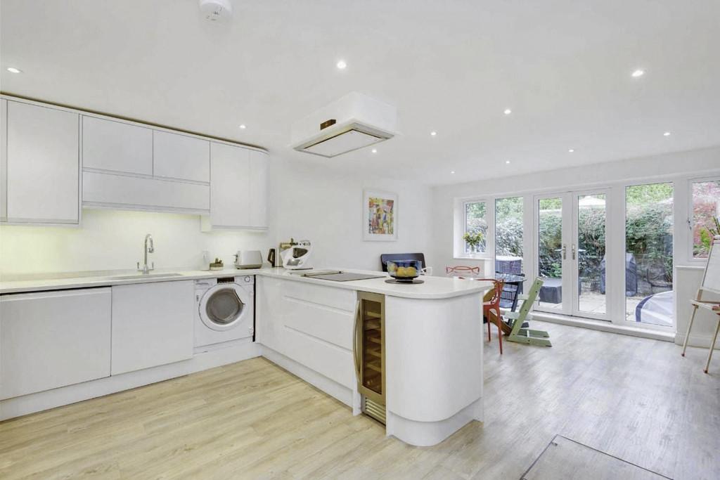 15 Britannia Road - 02