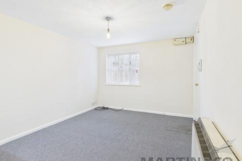 Park View, Bucknalls Close