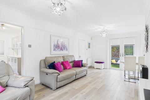 3 bedroom end of terrace house for sale, Stark Avenue, Clydebank G81