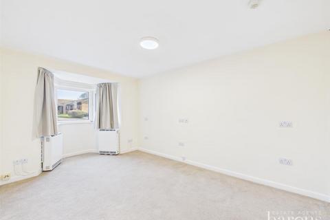 1 bedroom flat for sale, Westdeane Court, Basingstoke RG21