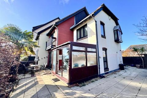 undefined, Shamrock Way, Hythe, Southampton