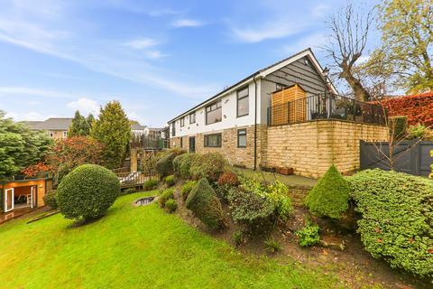 undefined, Larkhill Close, Cleckheaton