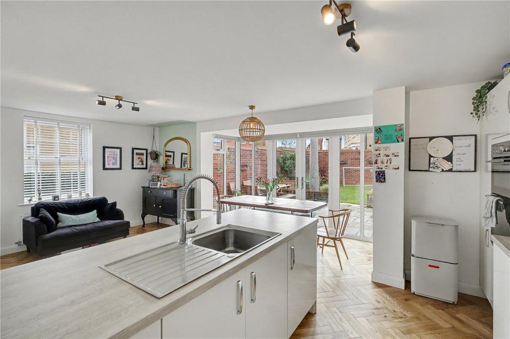 Kitchen / Diner