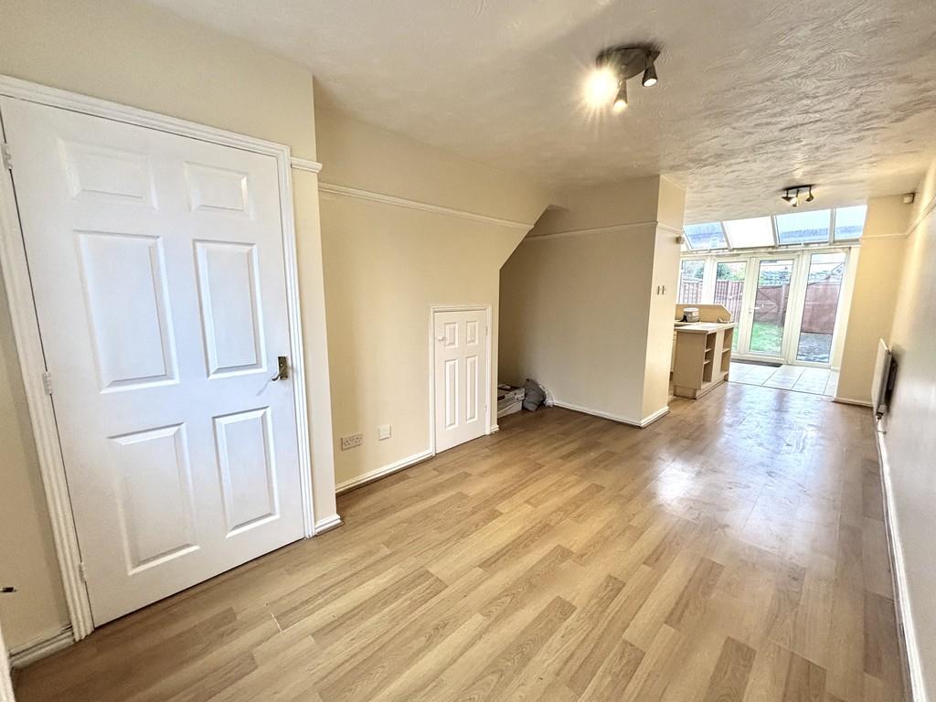 Living/Dining area