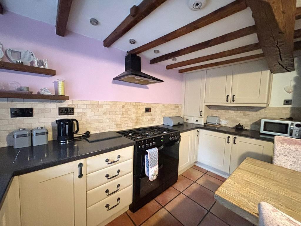 Kitchen 2