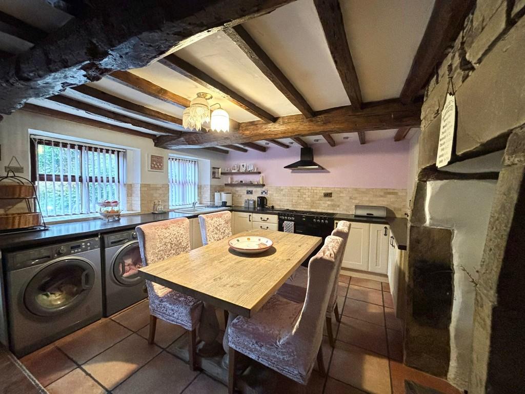 Kitchen 4
