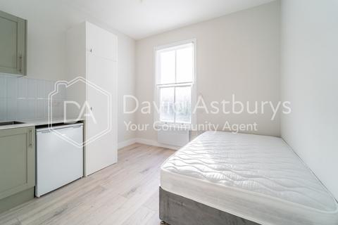 undefined, St. Georges Avenue, Tufnell Park