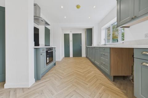 3 bedroom semi-detached house for sale, Burbage Road, Staveley
