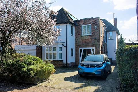 4 bedroom detached house for sale, Chapel Lane, Knighton