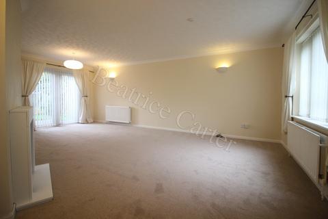 3 bedroom detached house to rent, Edmund Road, Suffolk IP27