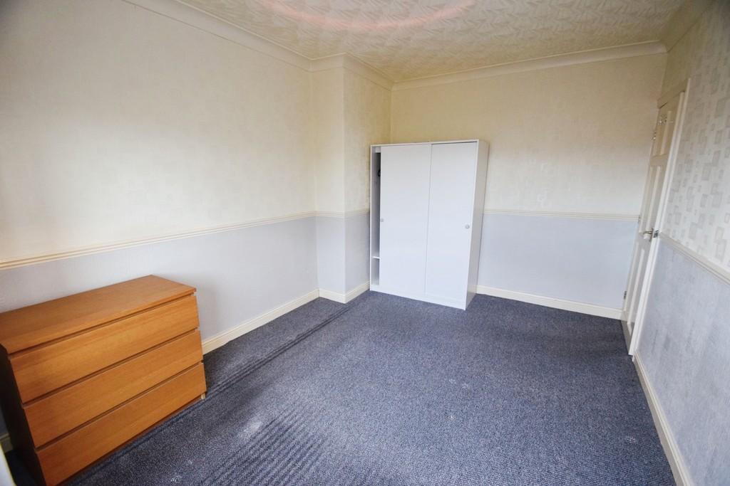 95d06910-Bedroom 201